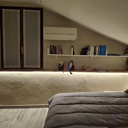 Il Nido Della Piazzetta Appartement Saluzzo