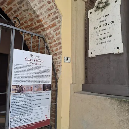 Apartment Il Nido Della Piazzetta Saluzzo