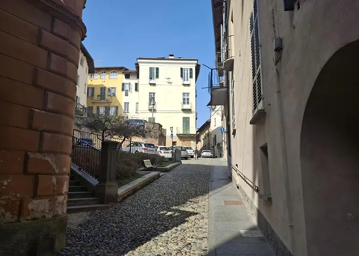 Il Nido Della Piazzetta Saluzzo
