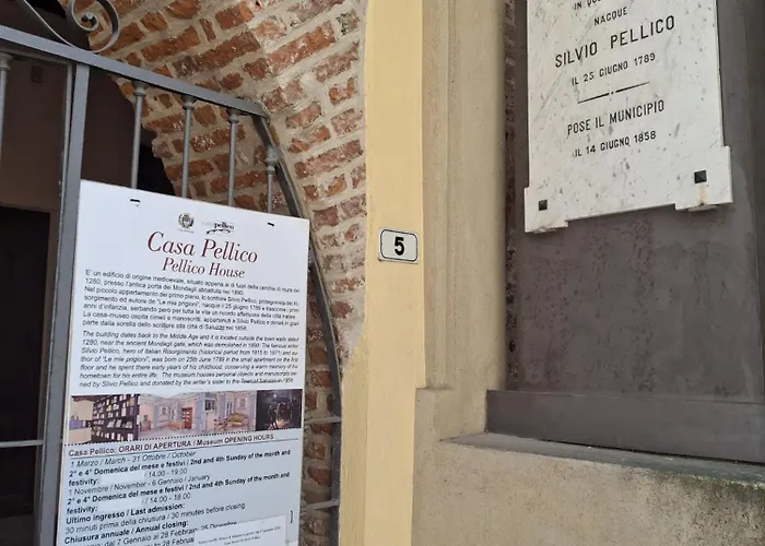 Apartment Il Nido Della Piazzetta Saluzzo